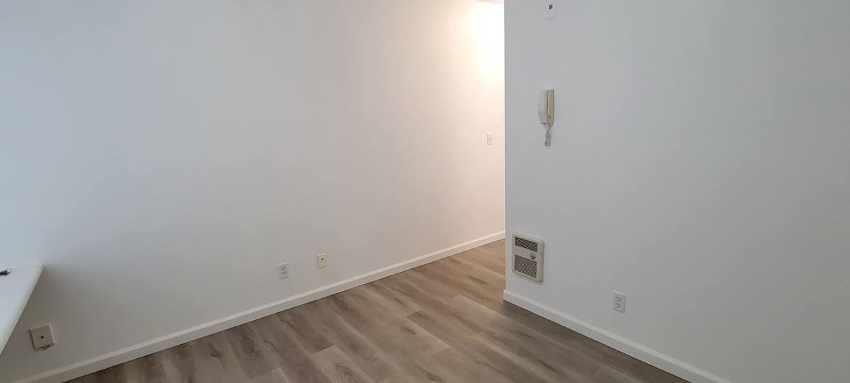 Apartment for rent at 4754 16th Ave NE, Seattle, WA 98105