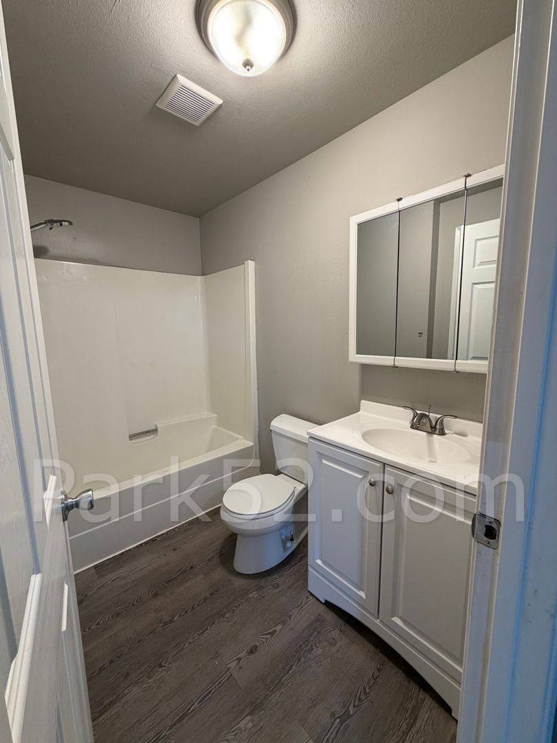 Apartment for rent at 3301 S Asotin, Tacoma, WA 98418