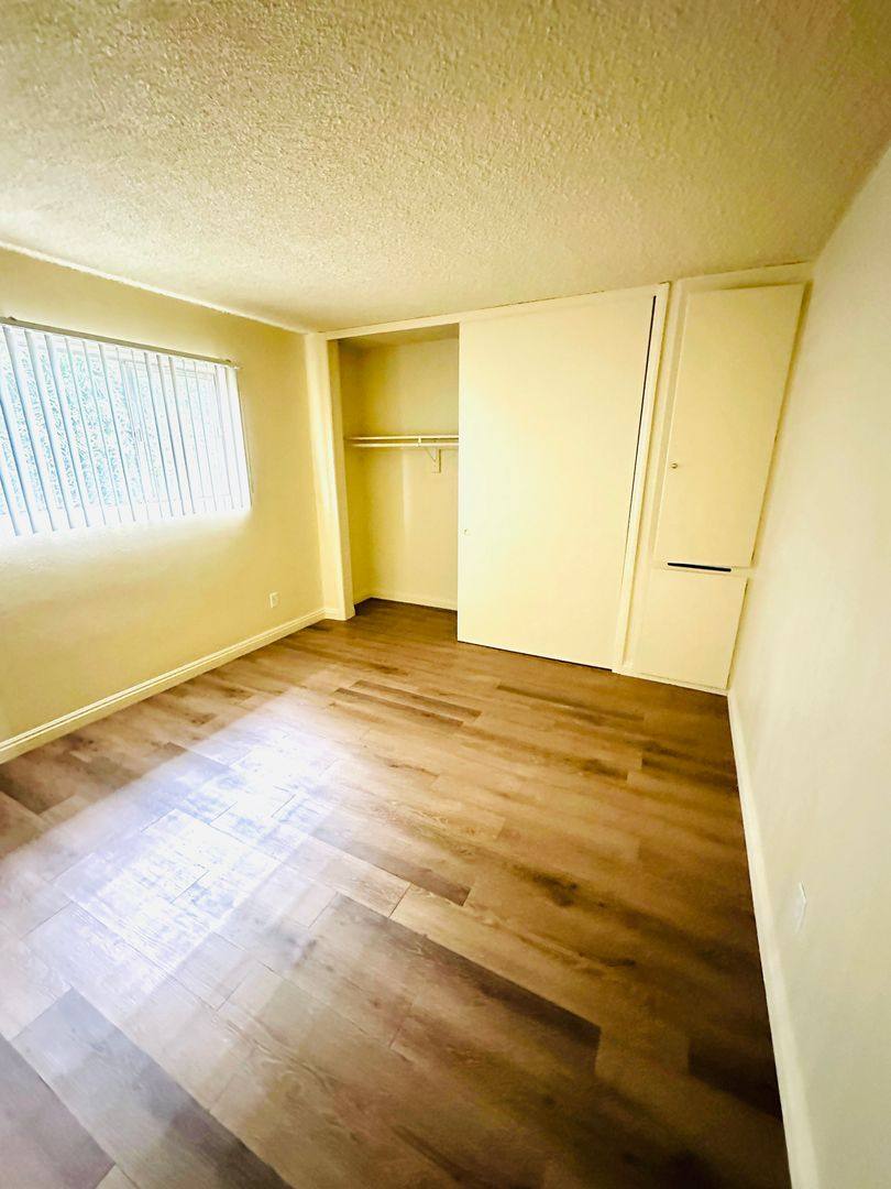 Apartment for rent at 621 N Cerritos Ave, Azusa, CA 91702
