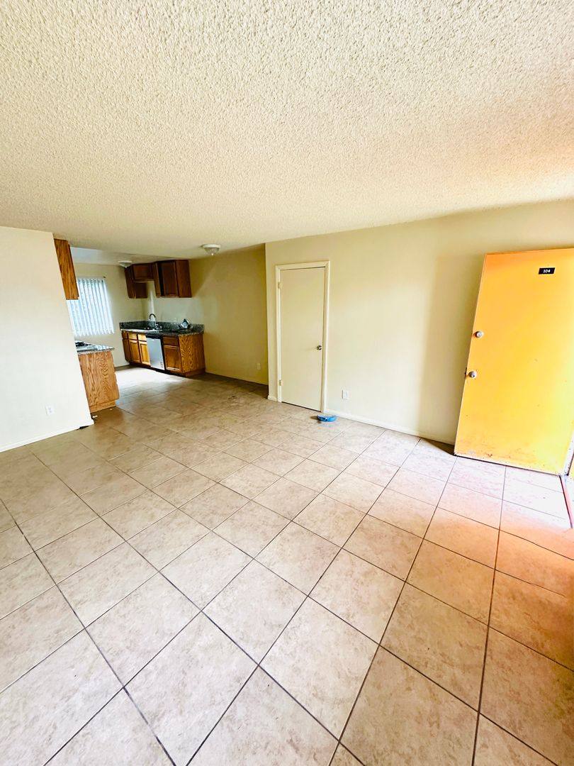 Apartment for rent at 621 N Cerritos Ave, Azusa, CA 91702