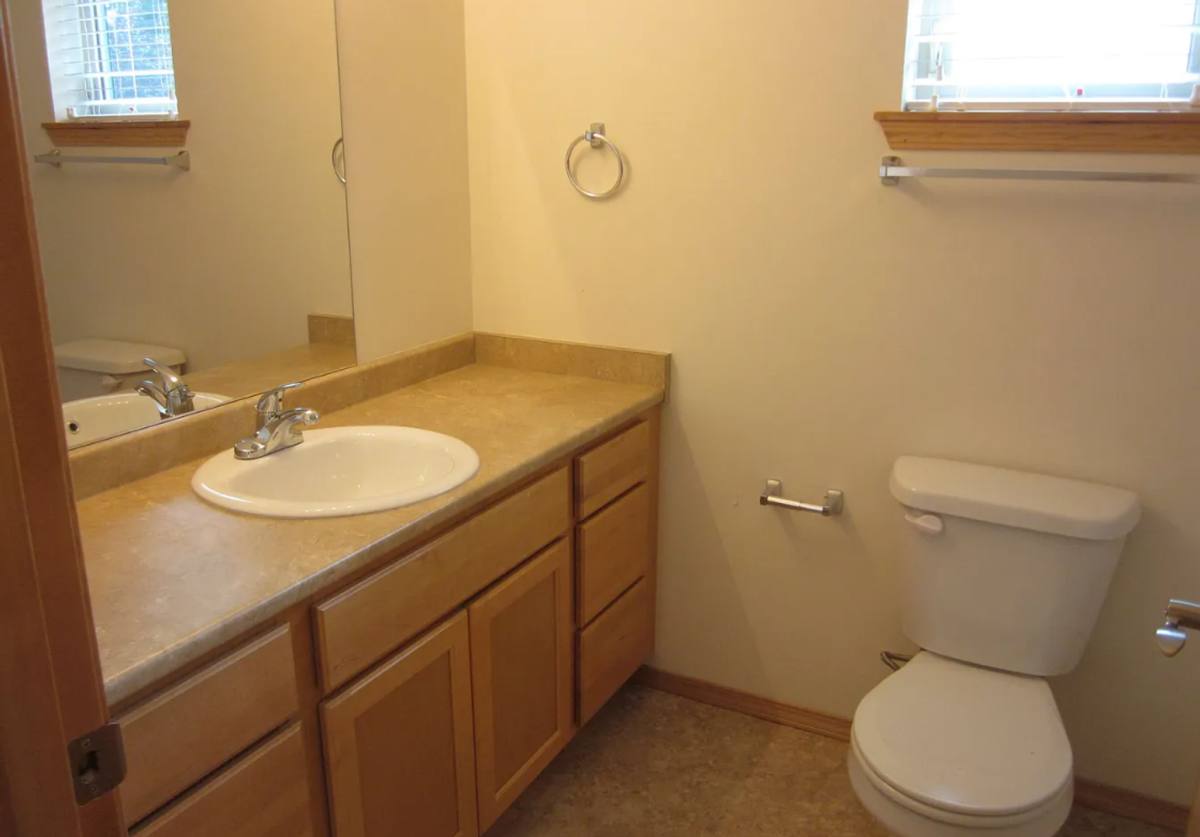 Apartment for rent at 3303 Hilda Lane, Bellingham, WA 98225