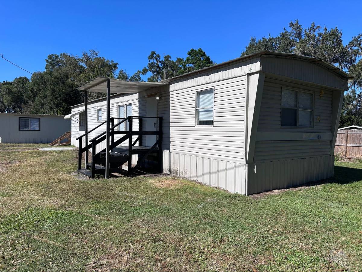 Apartment for rent at 11811 N Broad St, Brooksville, FL 34601