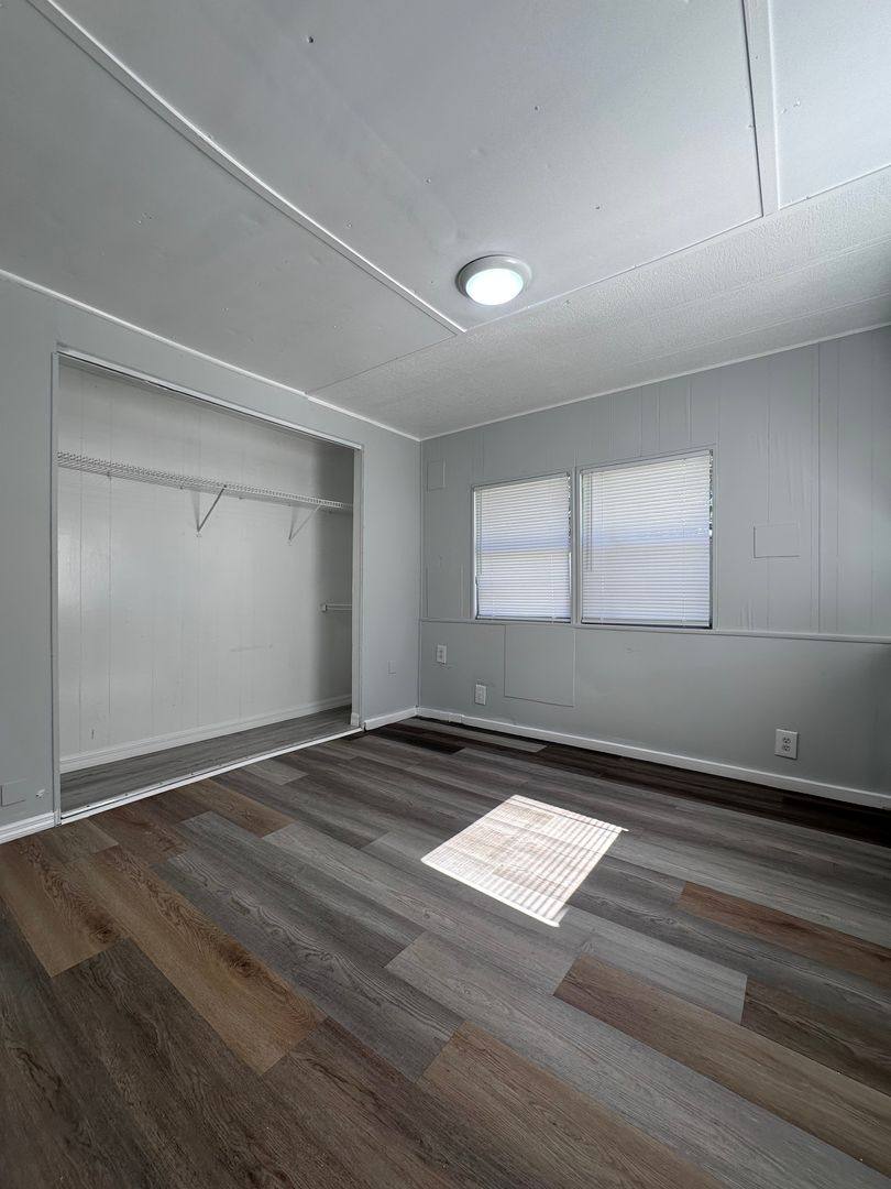 Apartment for rent at 11811 N Broad St, Brooksville, FL 34601
