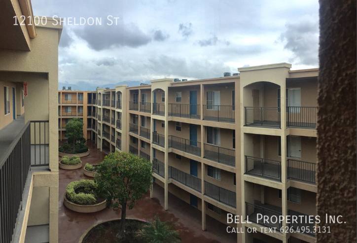 Apartment for rent at 12100 Sheldon St, Sun Valley, CA 91352