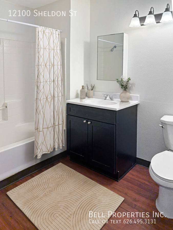 Apartment for rent at 12100 Sheldon St, Sun Valley, CA 91352