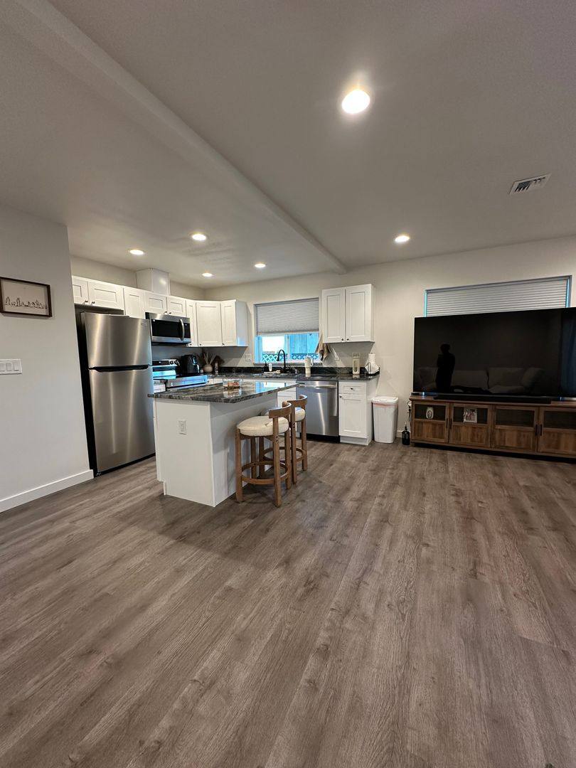Townhouse for rent at 527 S Canterbury Lane, Moses Lake, WA 98837