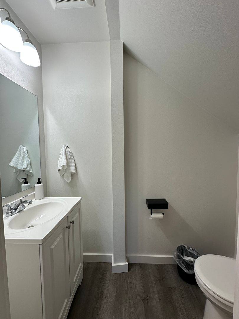 Townhouse for rent at 527 S Canterbury Lane, Moses Lake, WA 98837