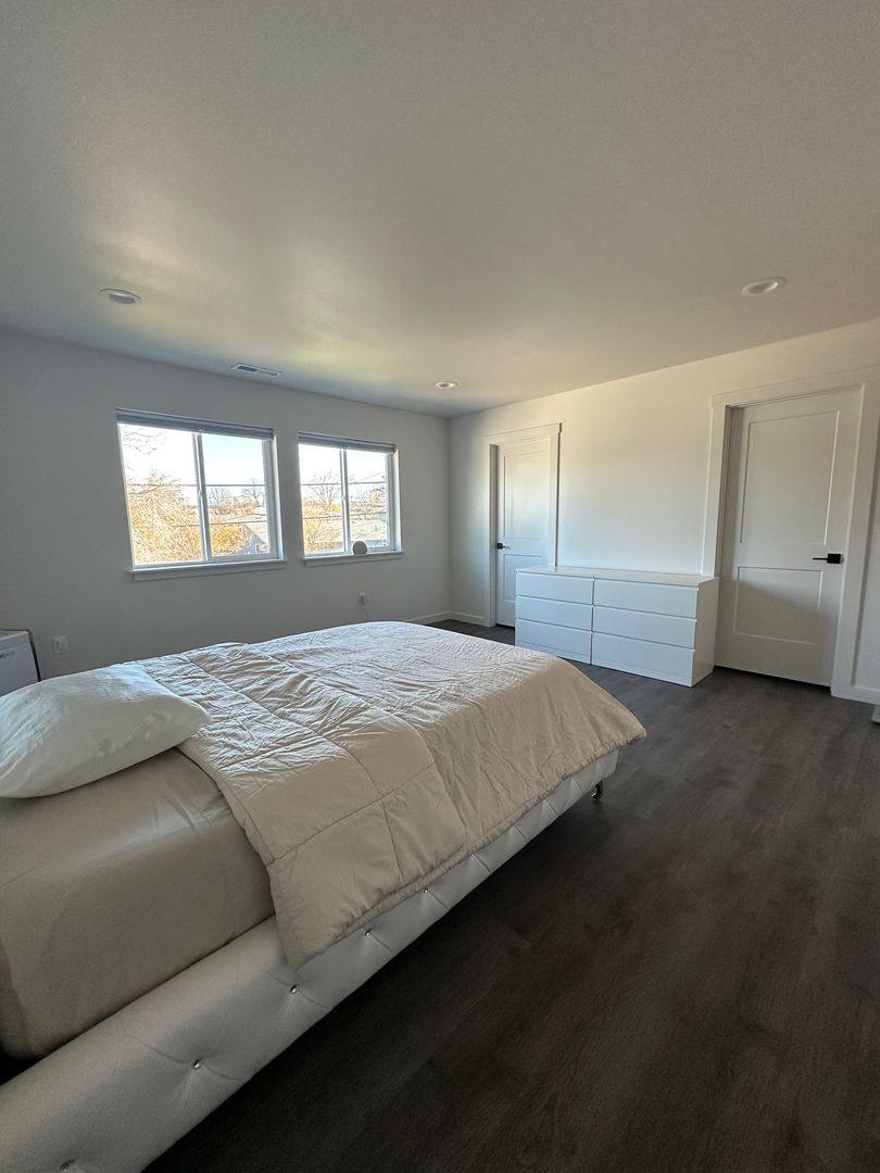 Townhouse for rent at 527 S Canterbury Lane, Moses Lake, WA 98837