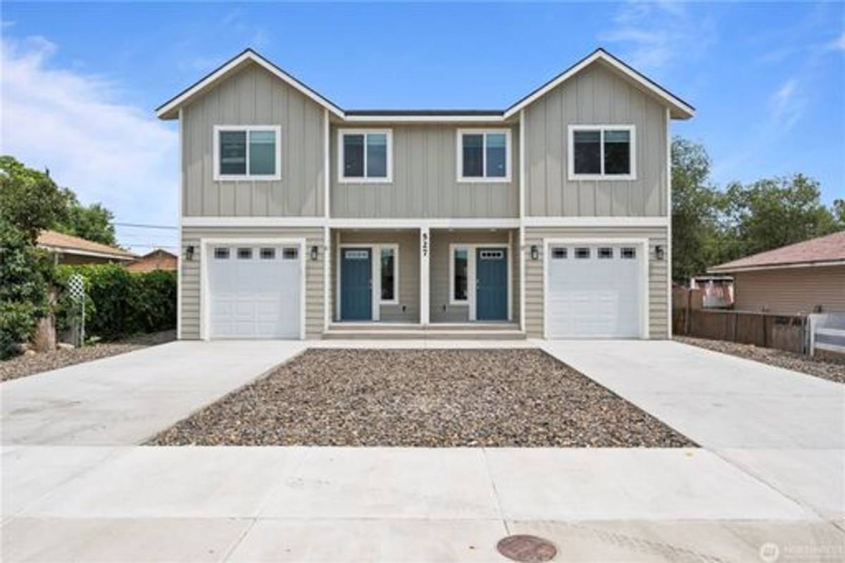 Townhouse for rent at 527 S Canterbury Lane, Moses Lake, WA 98837
