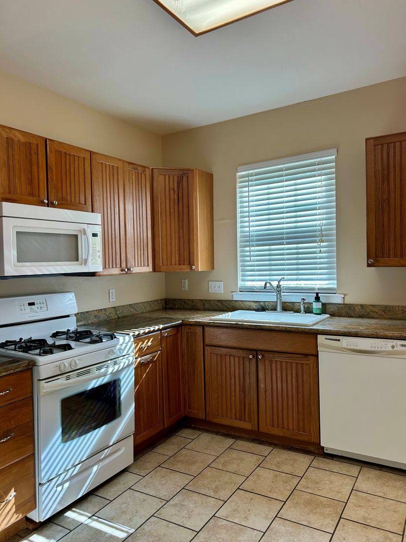 Apartment for rent at 5619 Vicksburg St, New Orleans, LA 70124