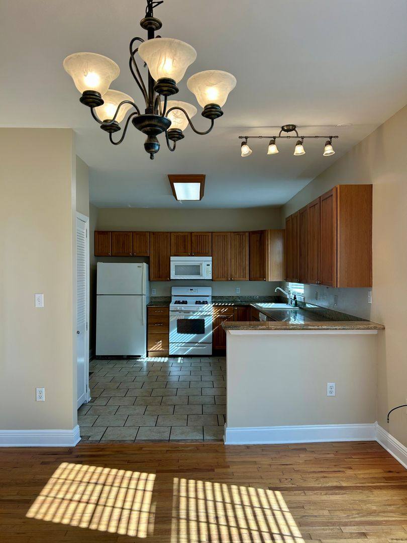 Apartment for rent at 5619 Vicksburg St, New Orleans, LA 70124