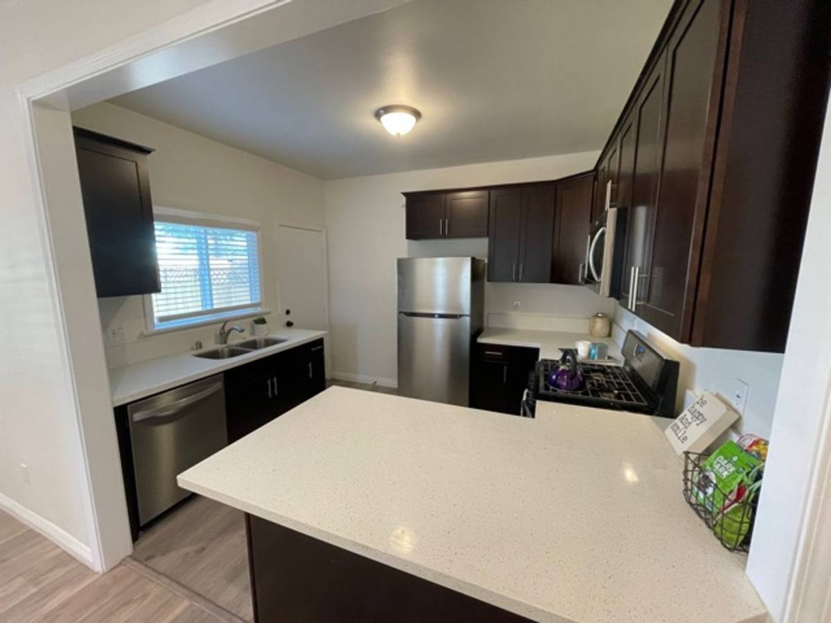 Apartment for rent at 524 Lincolnn Ave, Pasadena, CA 91103