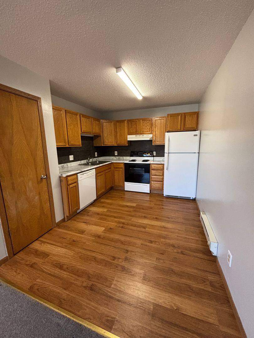 Apartment for rent at 124 Earl St, Evansdale, IA 50707