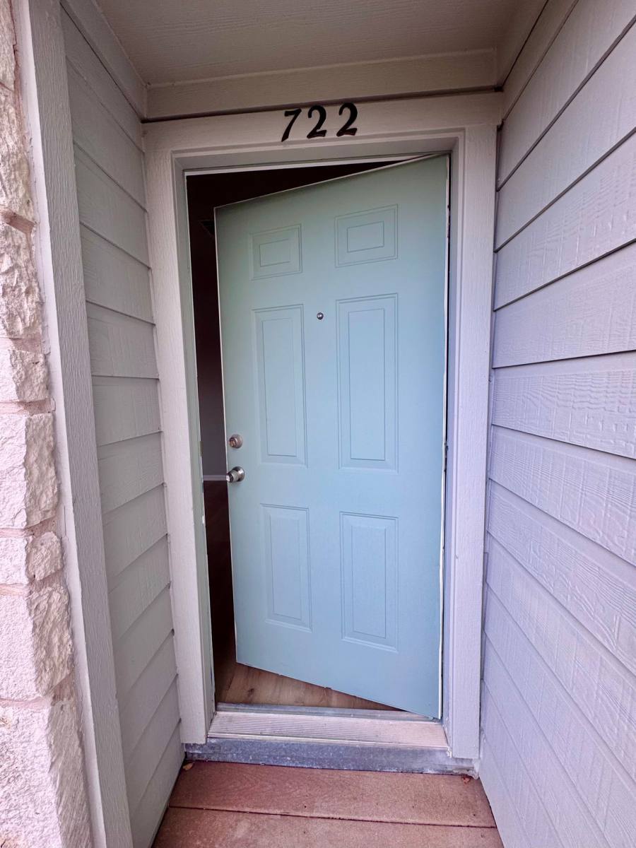 Condo for rent at 3301 B El Salido Parkway, Cedar Park, TX 78613