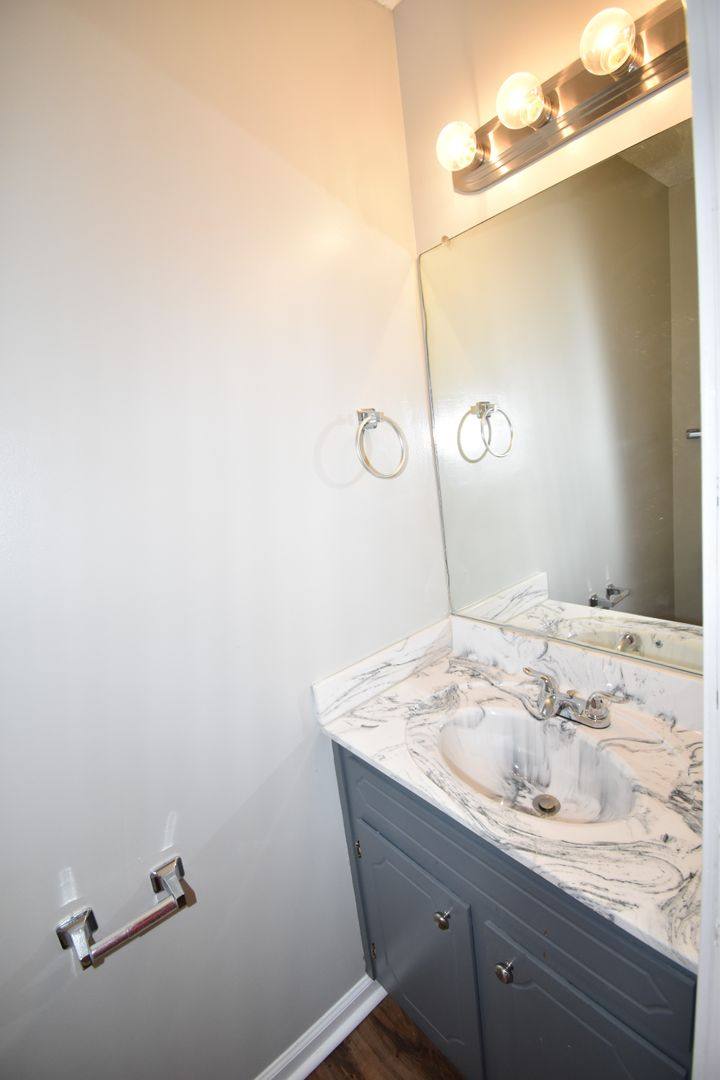 Apartment for rent at 3276 Tower Dr, Clarksville, TN 37042