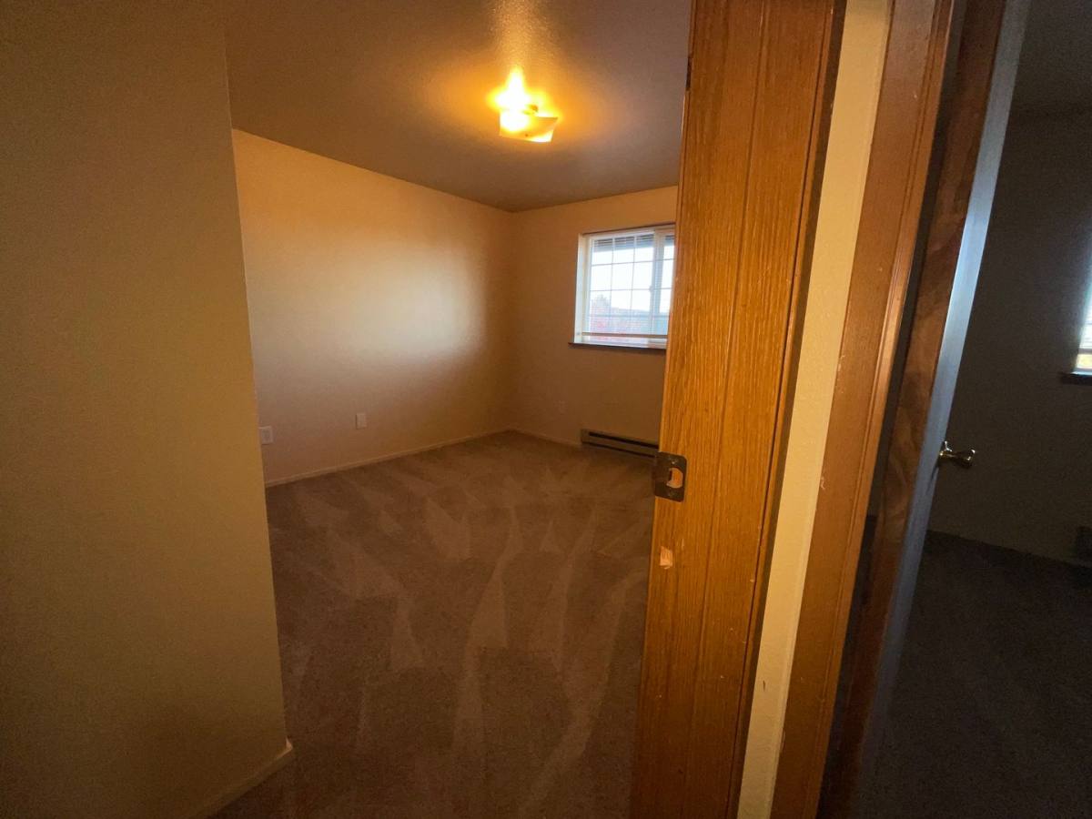 Apartment for rent at 7603 Pacific Ave, Tacoma, WA 98408