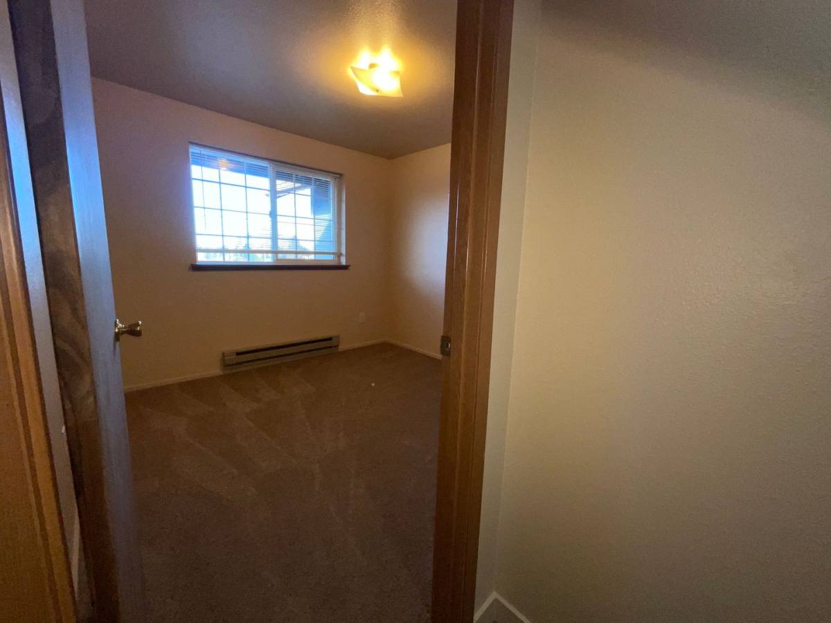 Apartment for rent at 7603 Pacific Ave, Tacoma, WA 98408