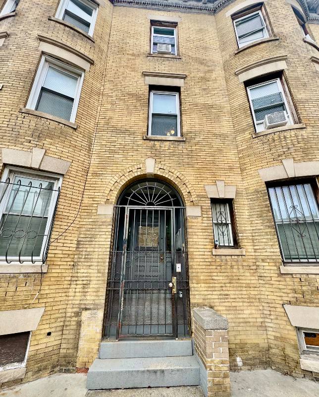 Apartment for rent at 20 S Huntington Ave #1, Jamaica Plain, MA 02130