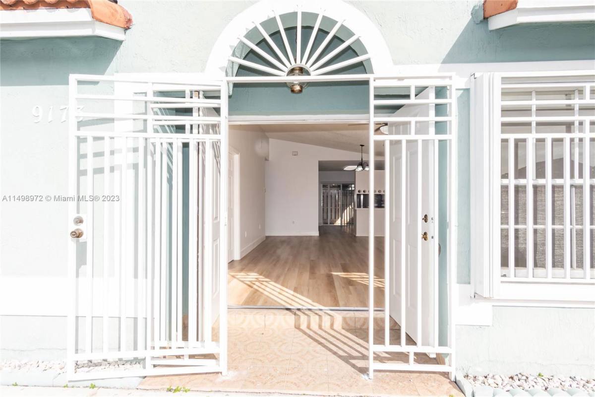 9173 NW 120th Terrace, Hialeah, FL 33018 - House for Rent - Image 2
