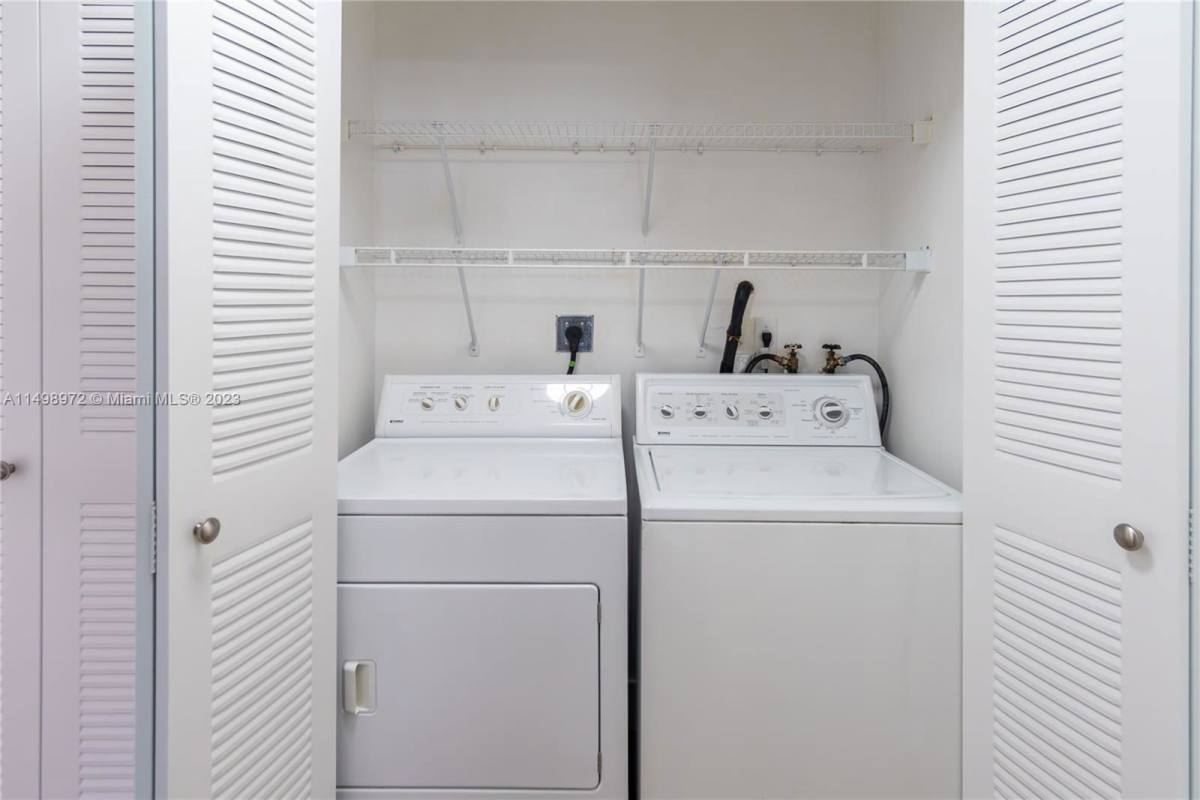 9173 NW 120th Terrace, Hialeah, FL 33018 - House for Rent - Image 3