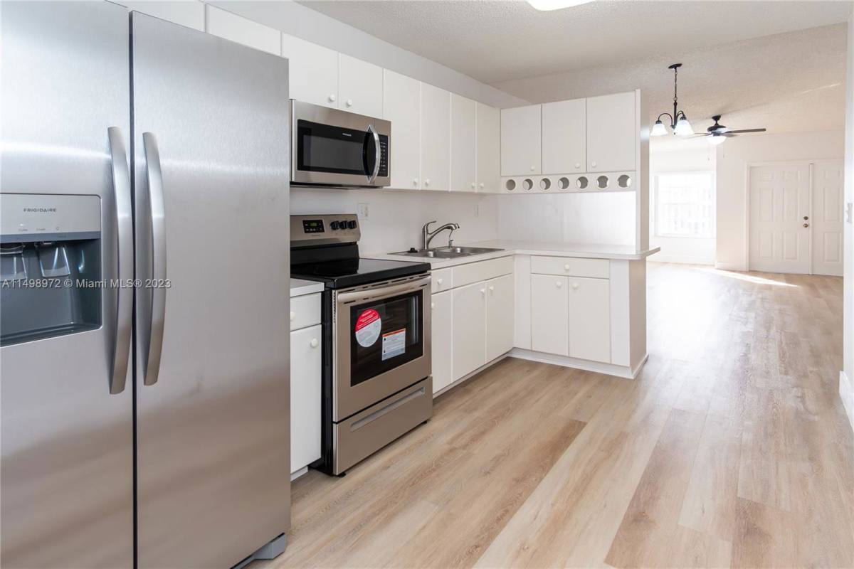 9173 NW 120th Terrace, Hialeah, FL 33018 - House for Rent - Image 6