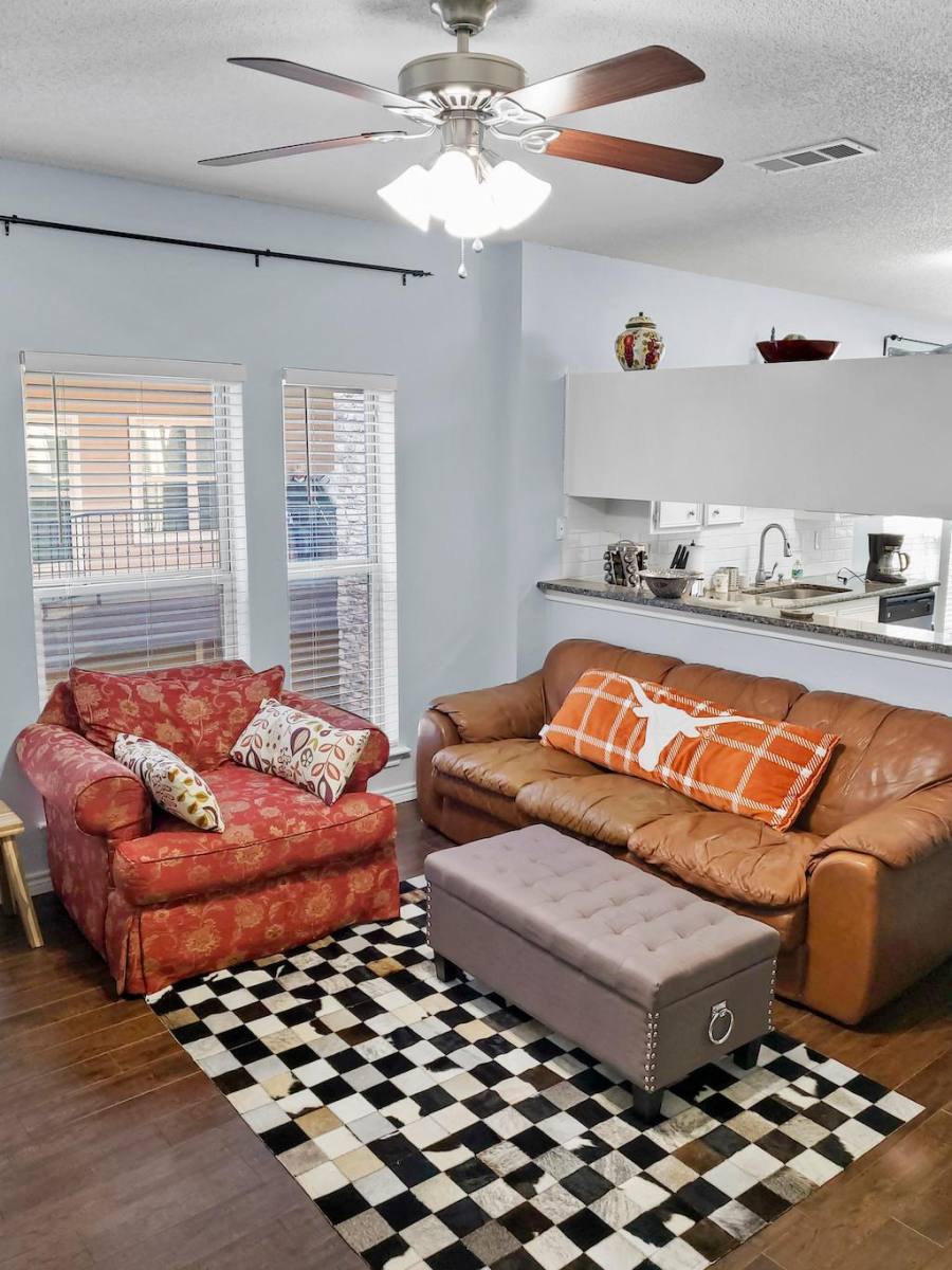 Townhouse for rent at 2414 Longview #210, Austin, TX 78705