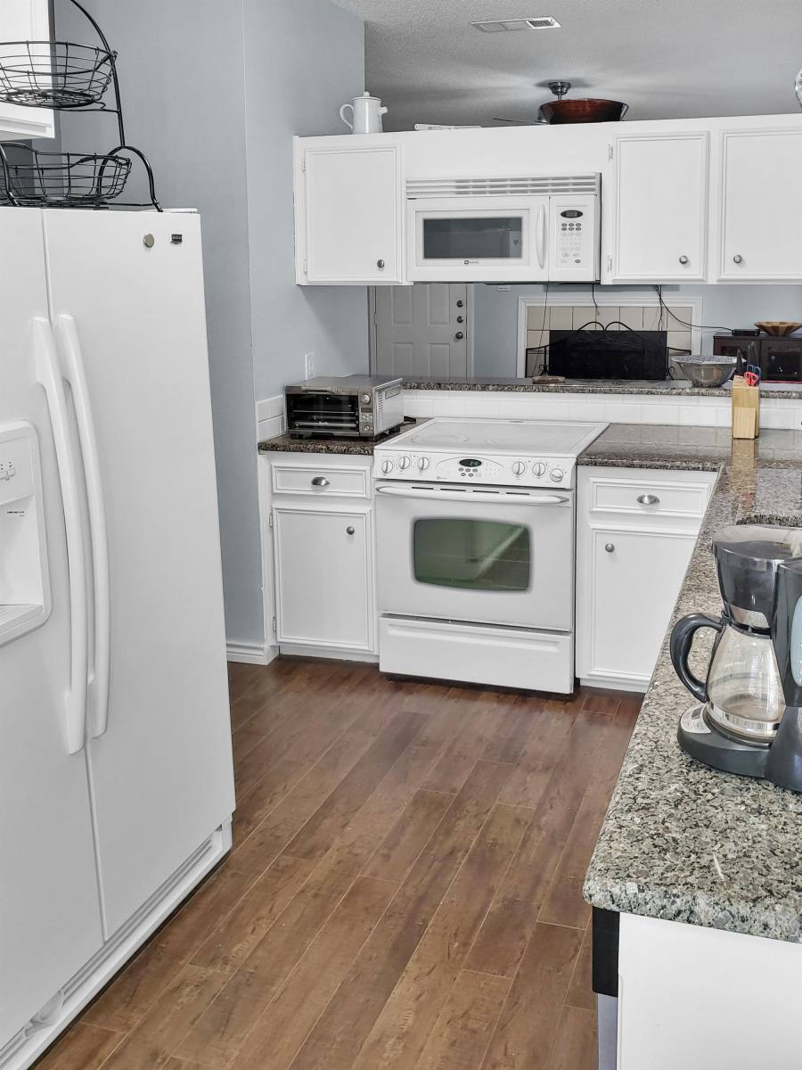 Townhouse for rent at 2414 Longview #210, Austin, TX 78705