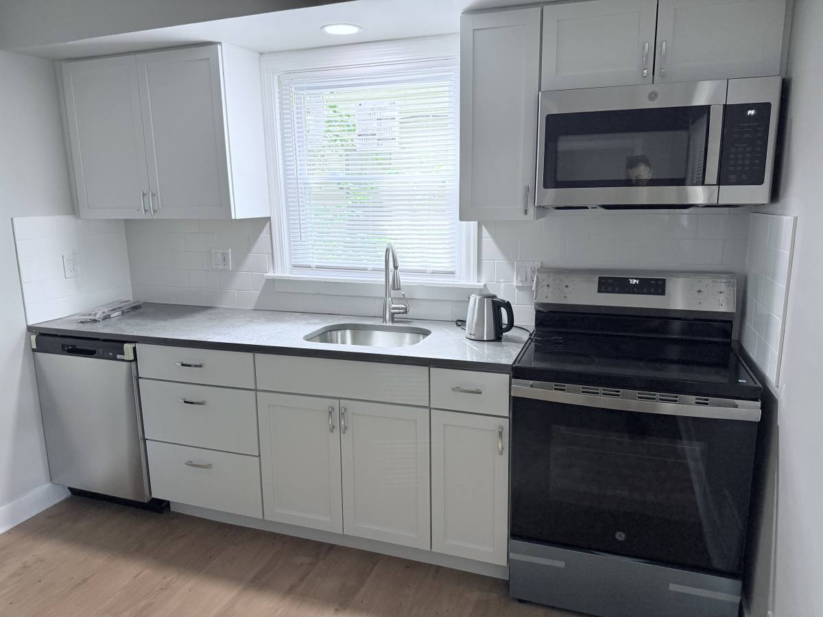 House for rent at 738 Chartiers Ave, McKees Rocks, PA 15136