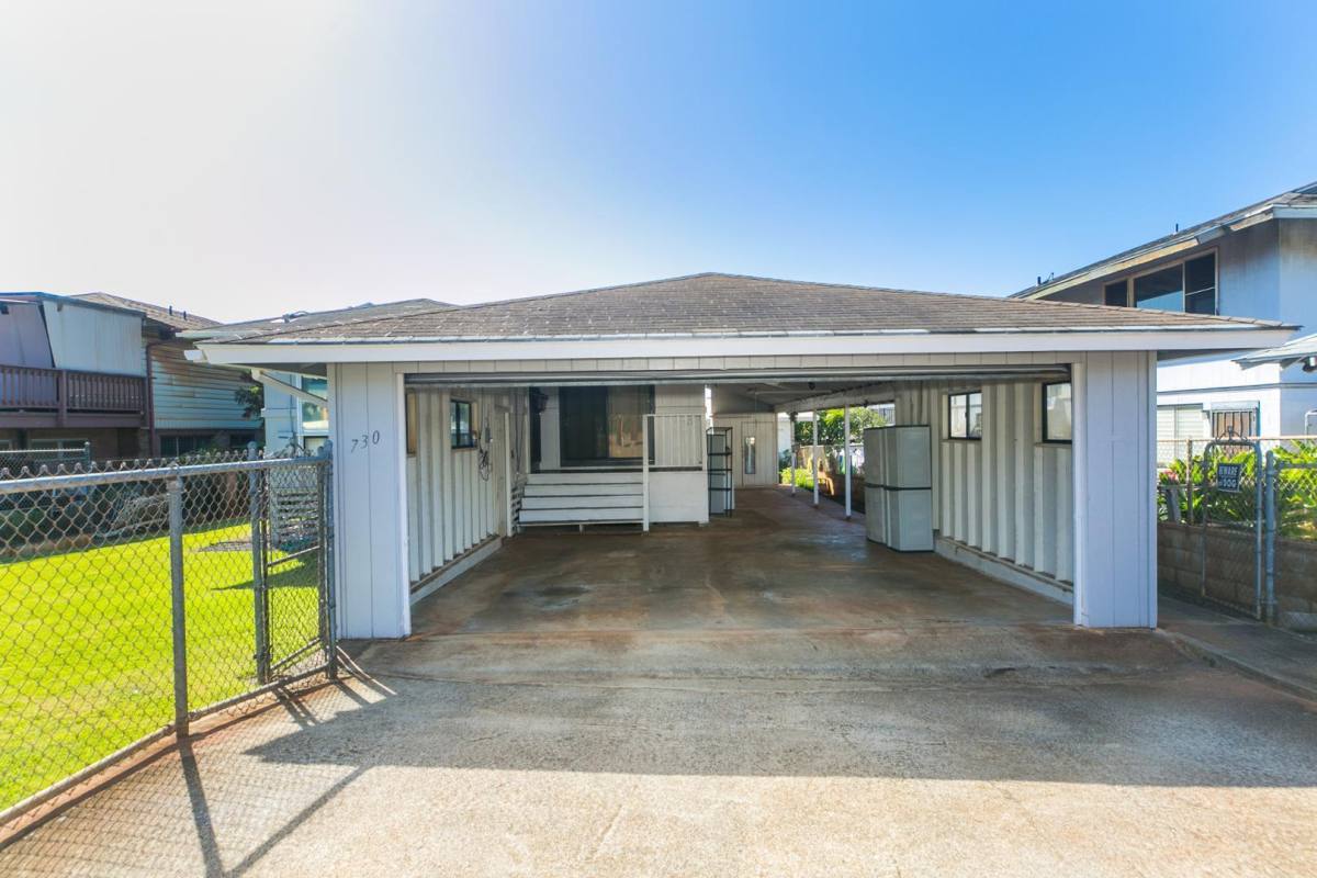 House for rent at 730 6th Ave, Honolulu, HI 96816