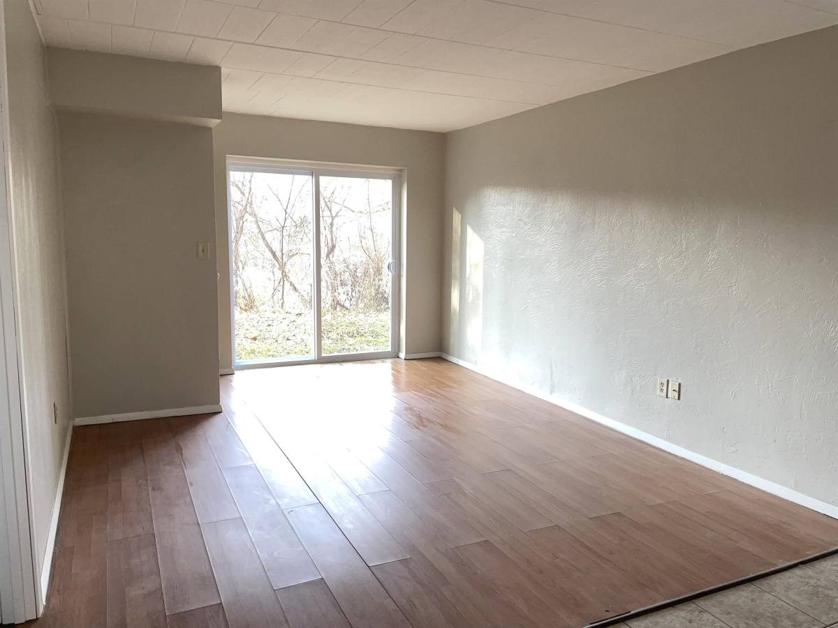 Apartment for rent at 1005 1007 1009 Glass Run Rd, Pittsburgh, PA 15236