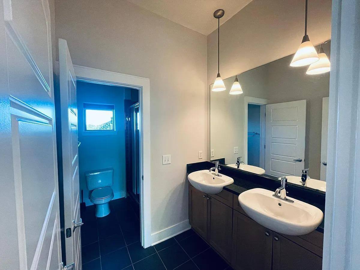 Apartment for rent at M Street Condominiums, 911 E 8th St #911, Charlotte, NC 28204