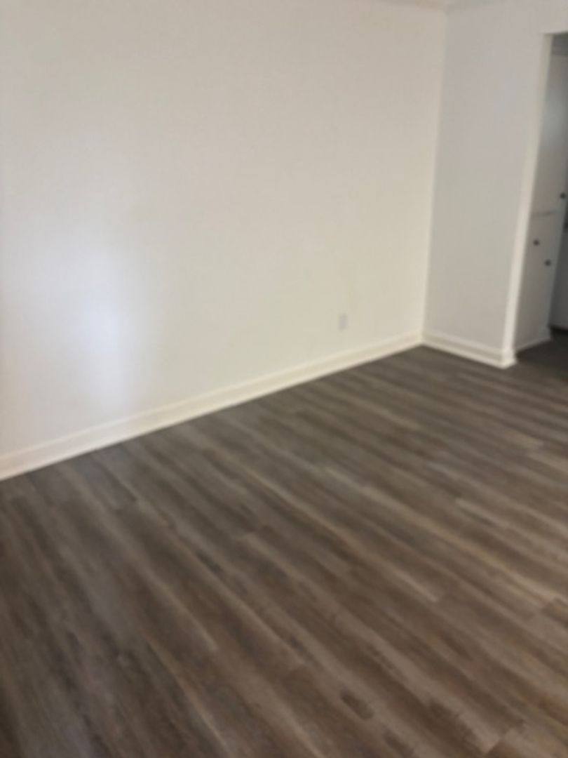 Apartment for rent at 2212 Dunlavy St, Houston, TX 77006