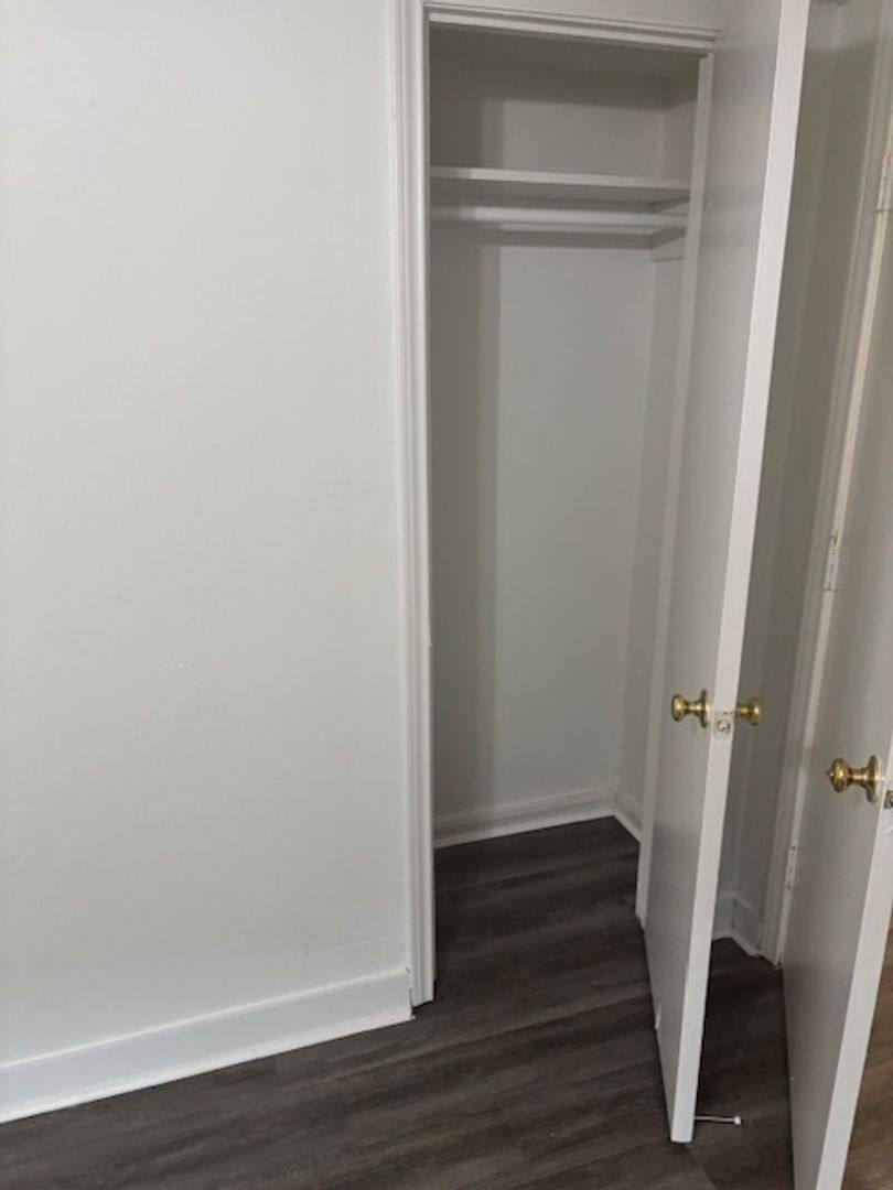 Apartment for rent at 2212 Dunlavy St, Houston, TX 77006