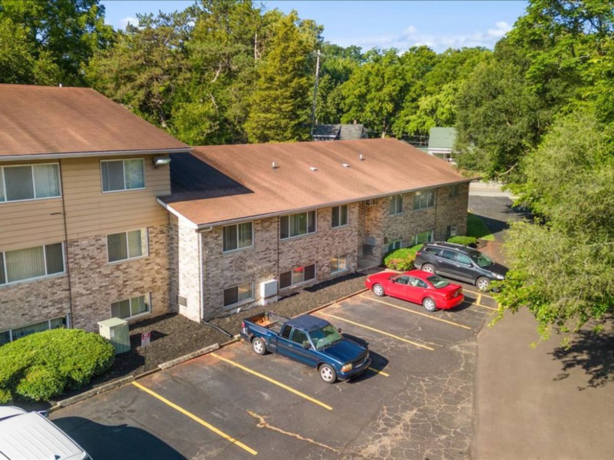 Apartment for rent at 2342 Aurelius Rd, Holt, MI 48842