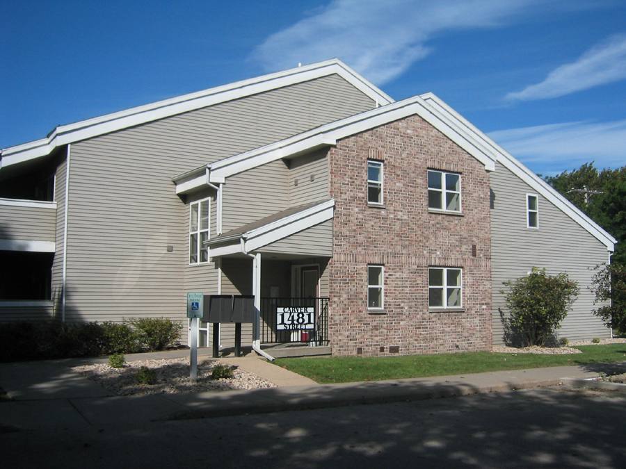 Apartment for rent at 1481 Carver St, Madison, WI 53713