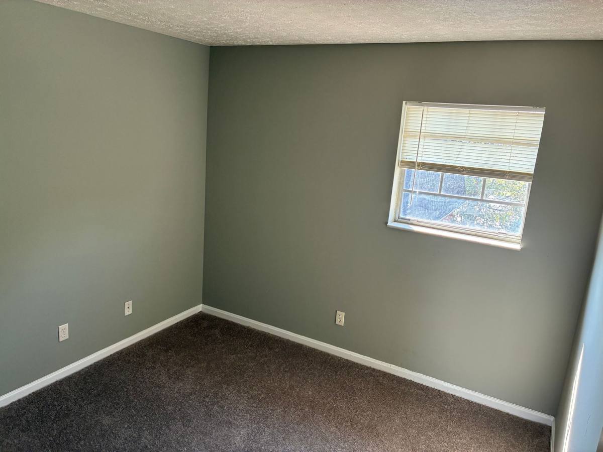 Apartment for rent at 5458 New Cut Rd, Louisville, KY 40214