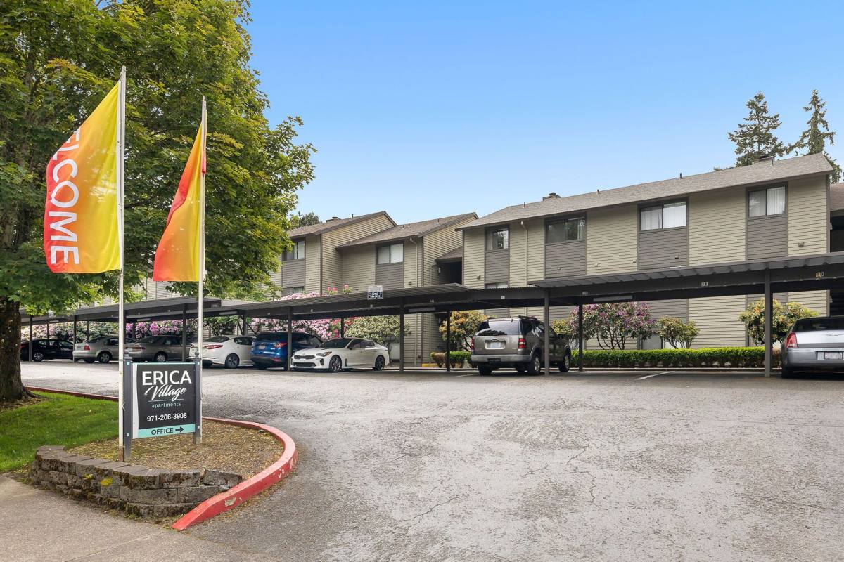 Apartment for rent at 1115 NE 105th St, Vancouver, WA 98685