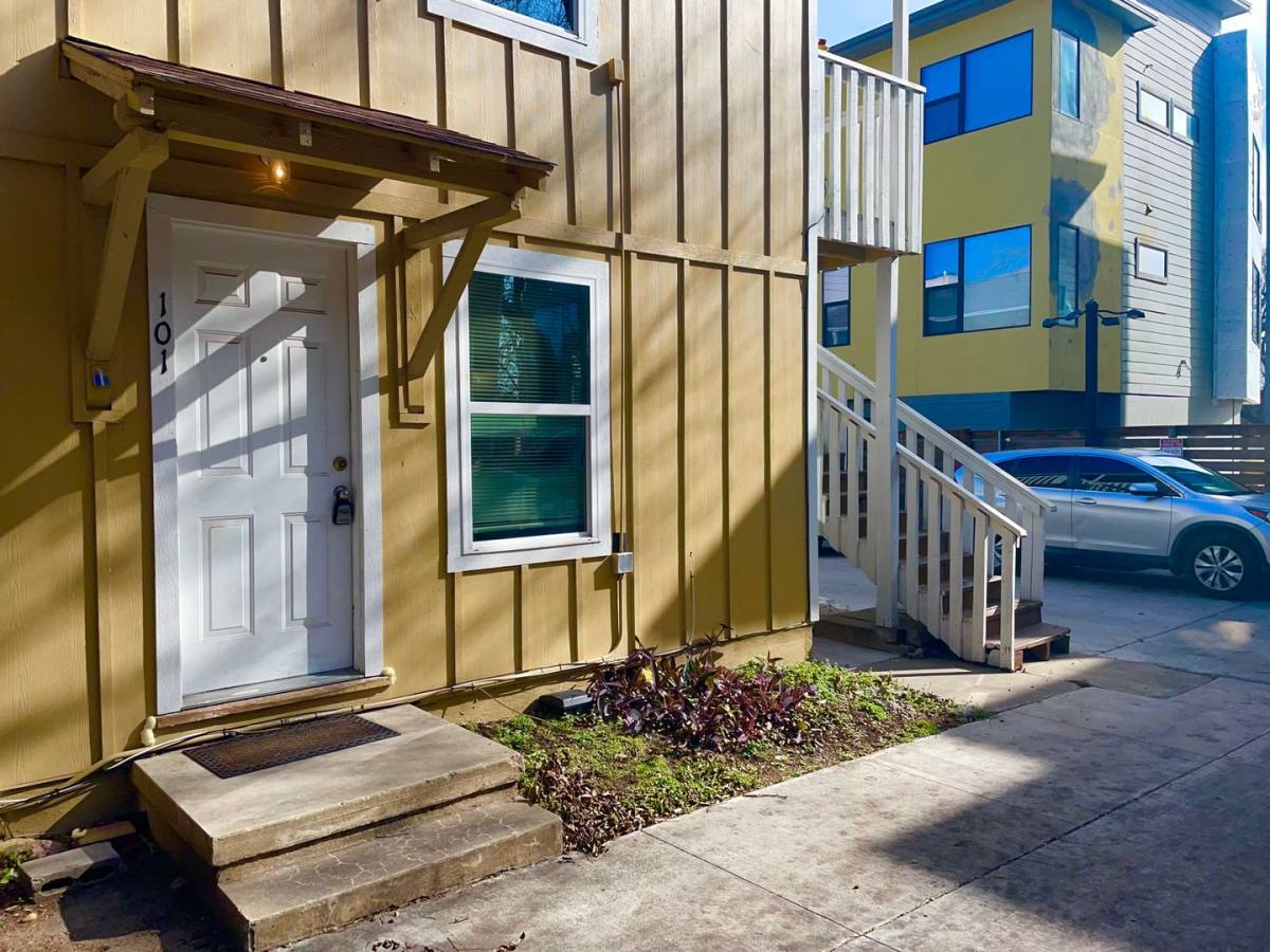Apartment for rent at 204 E 30th St, Austin, TX 78705