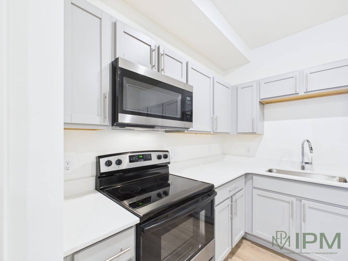 Apartment for rent at 1060 Crest Way, York, PA 17403