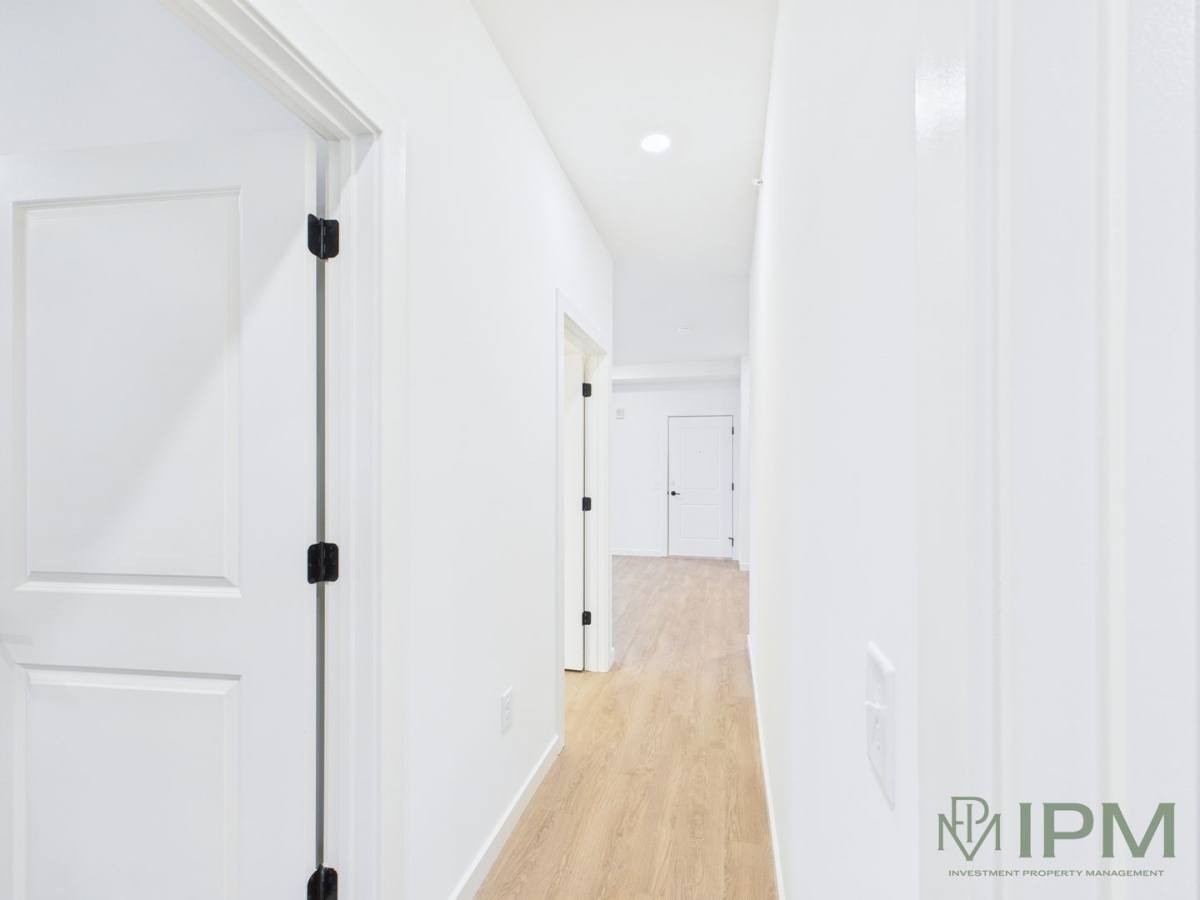 Apartment for rent at 1060 Crest Way, York, PA 17403