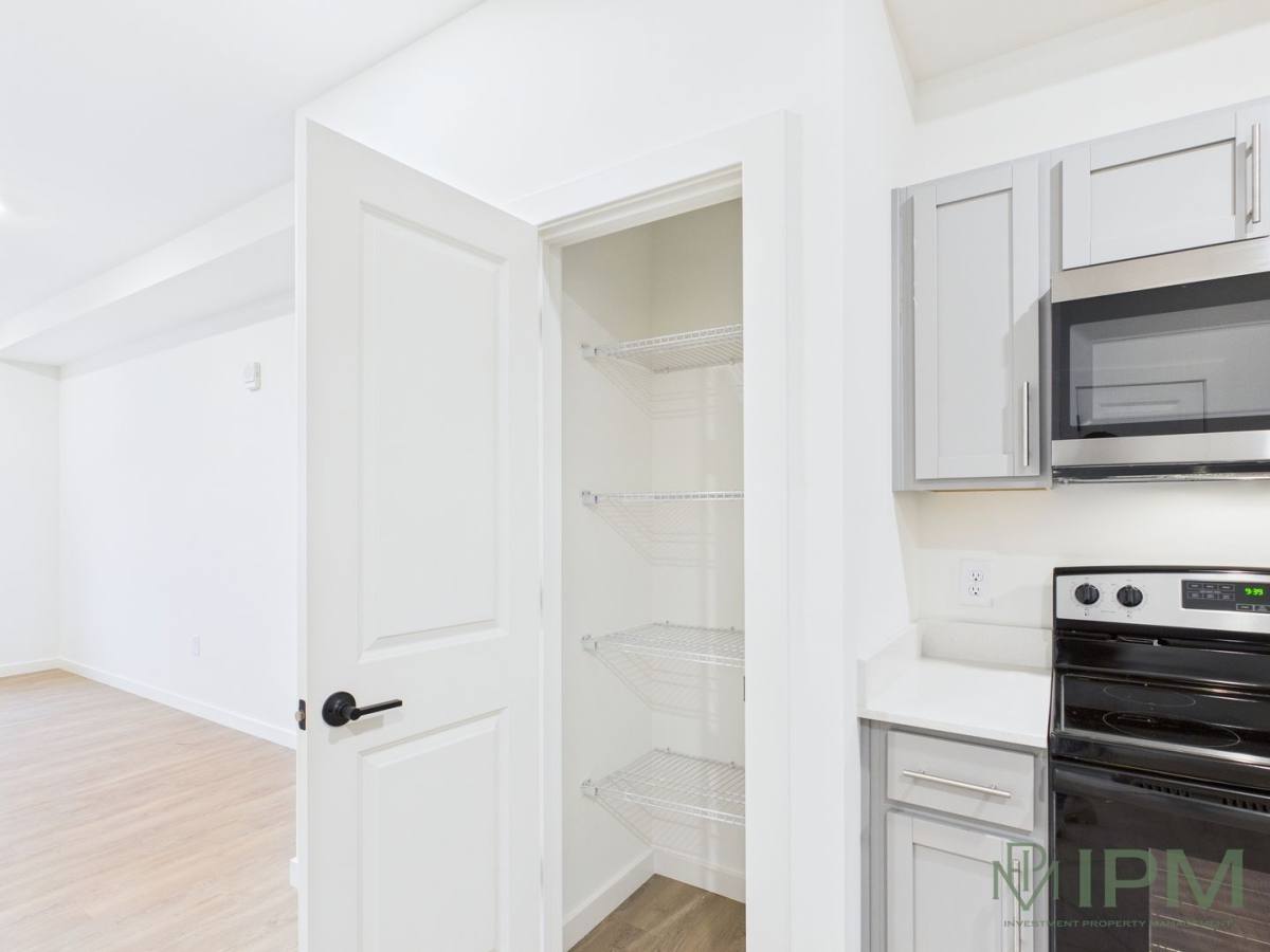 Apartment for rent at 1060 Crest Way, York, PA 17403