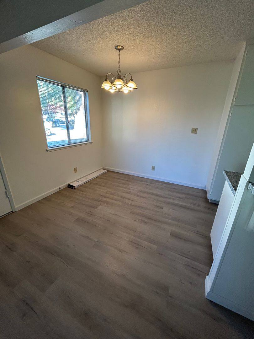 Townhouse for rent at 1703 Donner Ave, Davis, CA 95618
