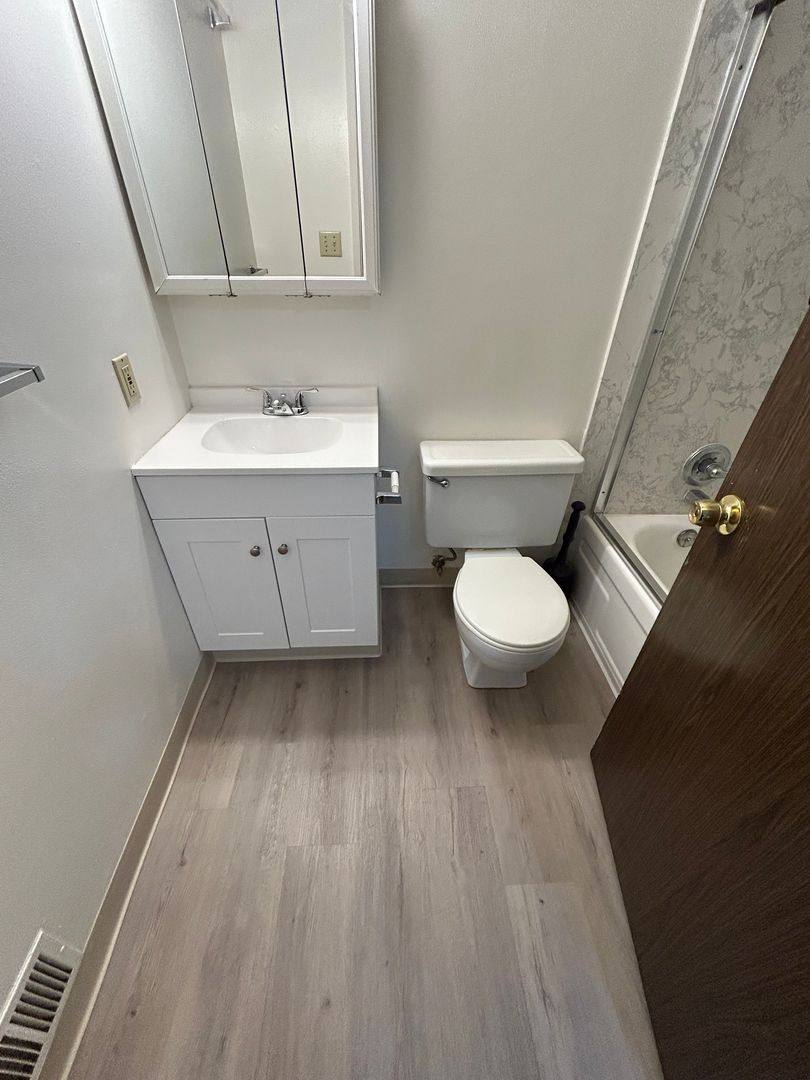 Townhouse for rent at 1703 Donner Ave, Davis, CA 95618