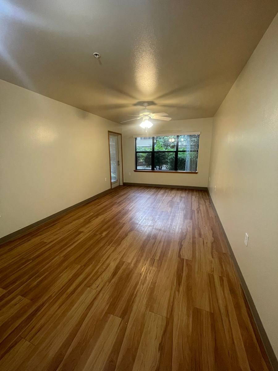 Apartment for rent at 1040 NW 10th Ave, Portland, OR 97209