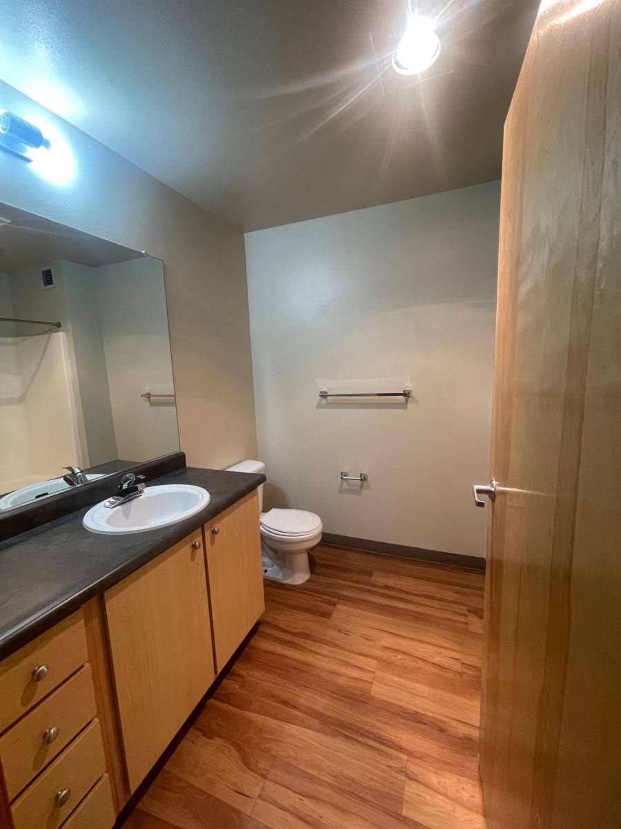 Apartment for rent at 1040 NW 10th Ave, Portland, OR 97209