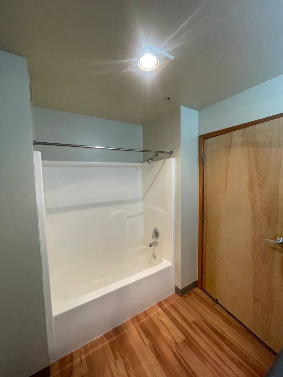 Apartment for rent at 1040 NW 10th Ave, Portland, OR 97209