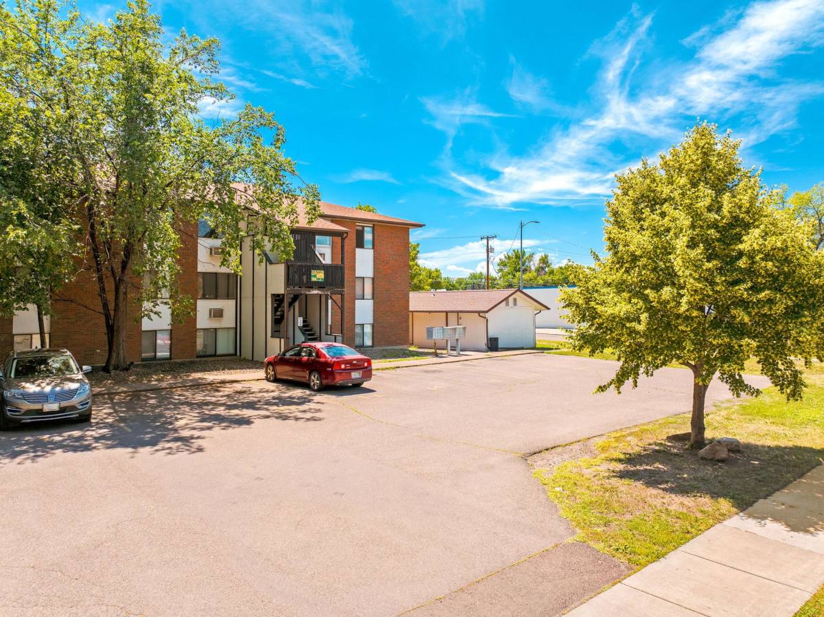 Apartment for rent at 700 2nd Ave S, Great Falls, MT 59405