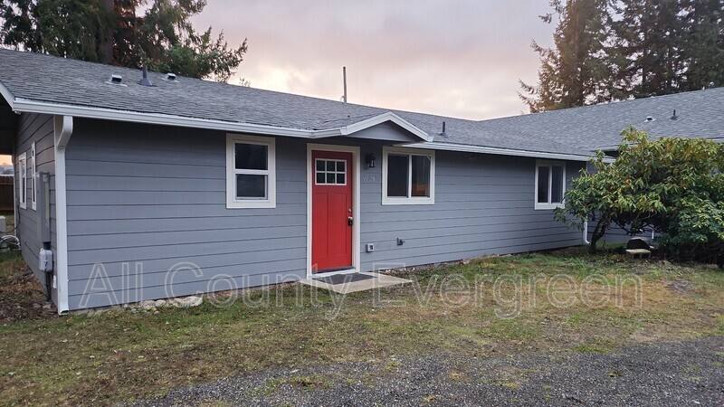 House for rent at 1128 196th St E, Spanaway, WA 98387