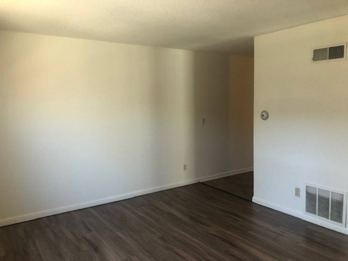 Apartment for rent at 405 N State St, Champaign, IL 61820