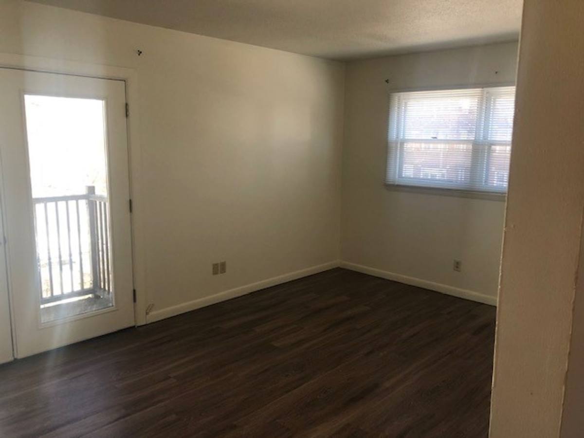 Apartment for rent at 405 N State St, Champaign, IL 61820